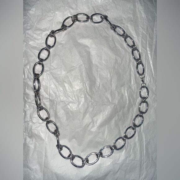 5 for $25🔥Fashion Jewelry Silver Colored Chain Necklace - Picture 1 of 3